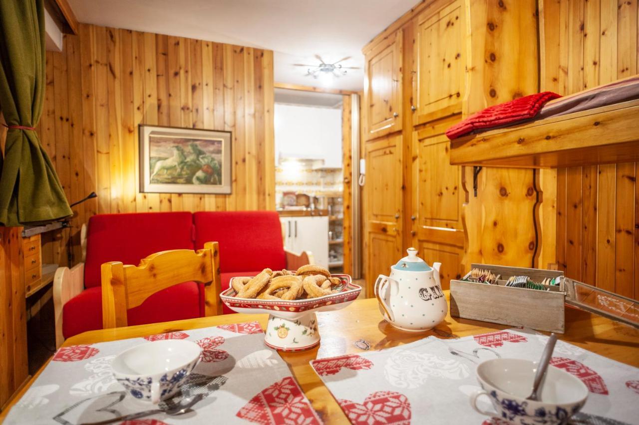 Casa-Chalet, In Centro A Courmayeur! 외부 사진